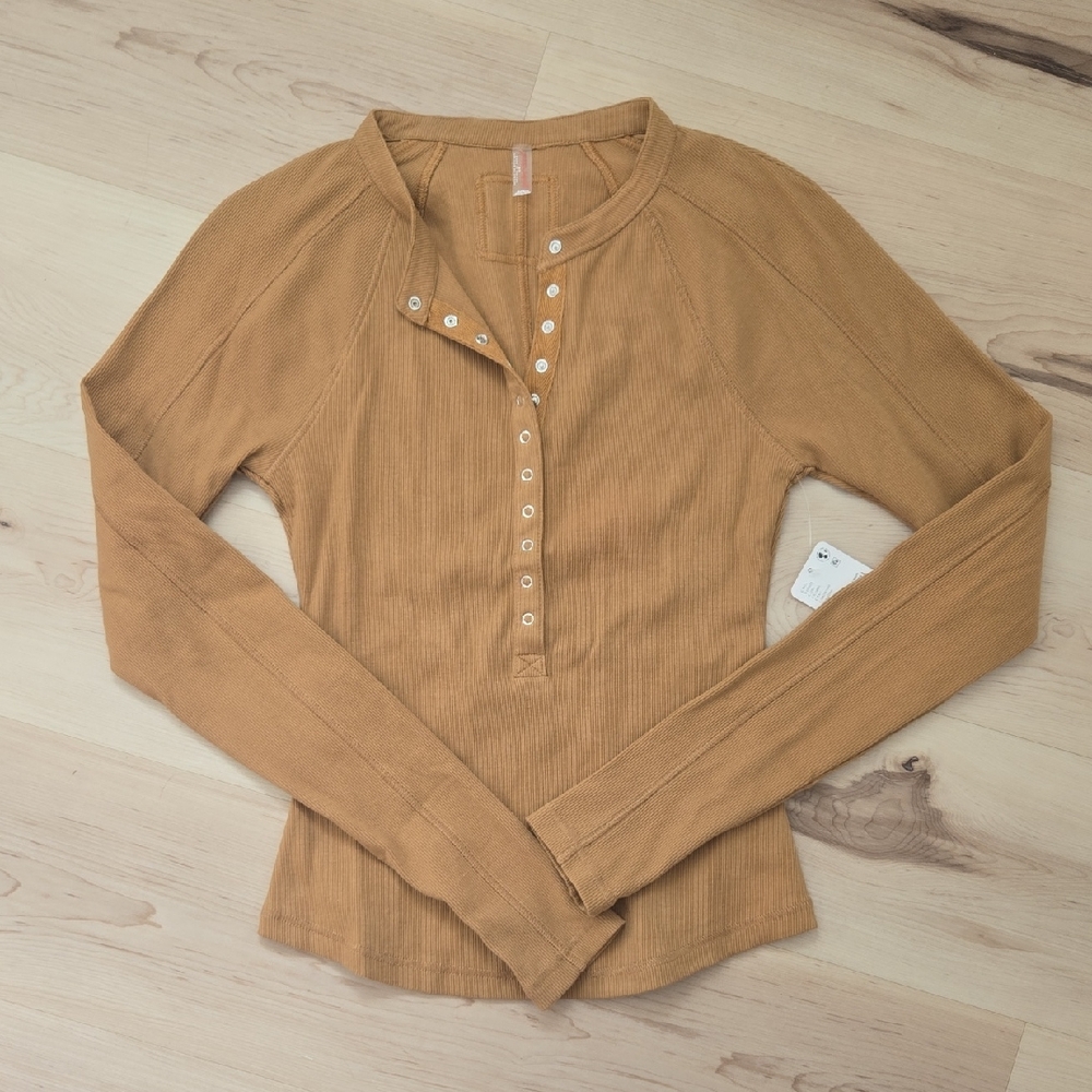 NWT FP Movement Henly Top, Camel, Size Medium